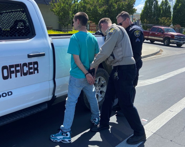 Two Suspects With Felony Warrants Arrested After Traffic Stop In ...